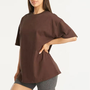 Camisetas Deportivas Personalizadas Ecológicas de Cuello Redondo en Color Marrón Reciclado, 100% Algodón, Corte Holgado y Transpirable para Mujer - Product Image 3