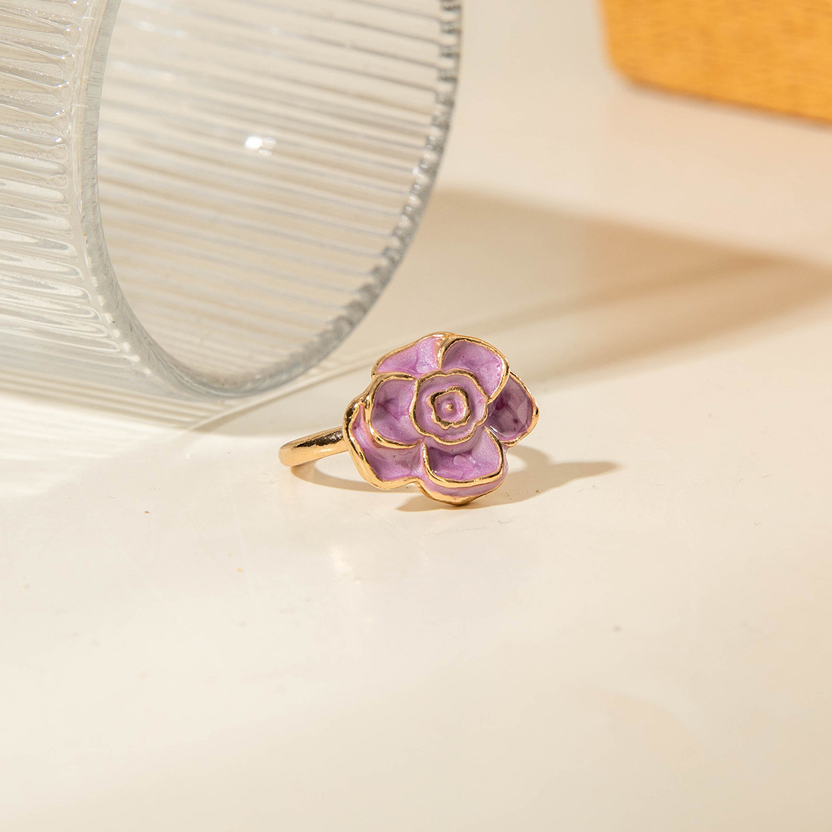 R082-3 Purple