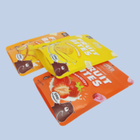 Logo personnalisé Pochettes debout debout avec fermeture éclair en plastique de qualité alimentaire avec impression de copeaux de sucre bonbon collation