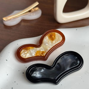 DOWELL estilo coreano Irregular corazón acetato pinza para el cabello cara enmarcado Clip para mujeres lado <span class=keywords><strong>Snap</strong></span> pelo garra flequillo accesorios para el cabello - Product Image 4