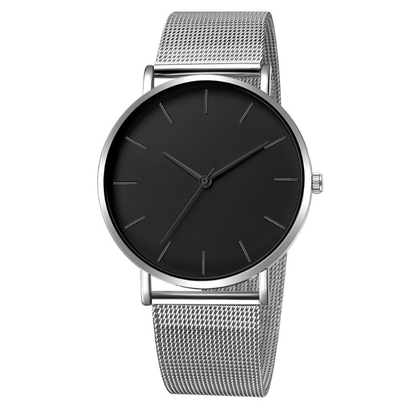 cadran noir, bracelet argenté et pointeur noir