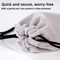 Sac souple personnalisé en gros avec logo gaufré, couleur unie, réutilisable, pour batterie externe, emballage à cordon pour téléphone portable et écouteurs