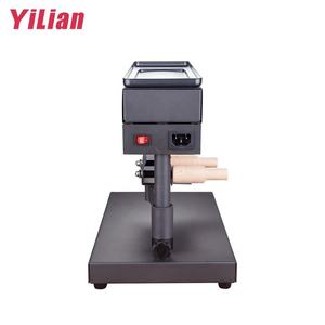 Fondoir à fromage à <span class=keywords><strong>raclette</strong></span> électrique commercial 600W Machine de fusion de mozzarella antiadhésive multifonction pour plat <span class=keywords><strong>suisse</strong></span> en fer métal - Product Image 3