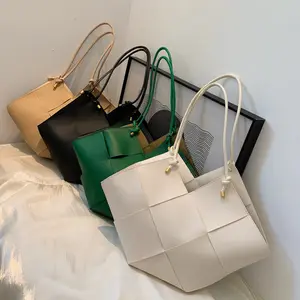 デザイナーPuレザー織りビッグショルダーバケットバッグ財布とハンドバッグ女性のためのユニークなトートファッションハンドバッグ