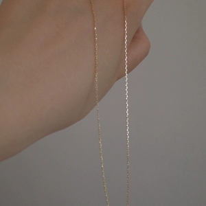 Collana FY-N021 alla Moda per Donna, Catena Invisibile in Argento 925 Placcato Oro 14K, Versatile ed Elegante con Ciondolo Sottile - Product Image 4
