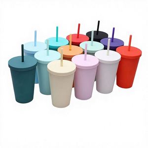 Vaso de Plástico Portátil Ecológico de Doble Pared de 16oz con Tapa Plana, Diseño Moderno y Minimalista, Juego de Dos Piezas, Exclusivo - Product Image 1