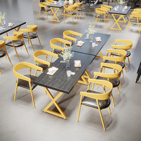 Ensemble de table à manger moderne et durable avec plateau en bois et structure en fer, mobilier de restaurant bleu pour hôtel et centre commercial