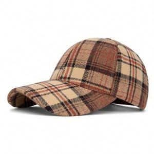 Gorra de Béisbol a Cuadros Unisex Otoño-Invierno 2025, Estilo Británico Informal, Deportiva, Cálida, Retro, para Uso Diario y al Aire Libre - Product Image 5
