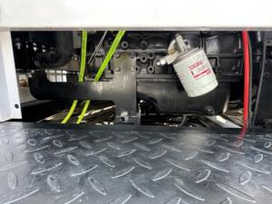 Портативная пневматическая буровая установка HDT-200 для бурения скважин на воду, устанавливаемая на грузовик, с роторным бурением, глубина бурения до 260 м - Product Image 3