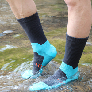 Chaussettes de randonnée et de trekking multi-performances 2026 pour hommes et femmes, chaussettes de sport athlétiques avec amorti et évacuation de l'humidité - Product Image 2