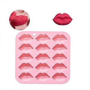 Moule et découpoir en silicone écologique pour tarte à la viande, forme lèvre, résistant au four, pour la décoration de gâteaux, par Hailian - Product Image 1