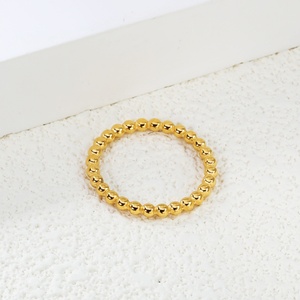 แหวนสแตนเลสสตีลแบบปรับได้สำหรับทุกเพศ กันน้ำ ชุบทอง 18K PVD แฟชั่นทันสมัย เหมาะสำหรับงานแต่งงาน วันครบรอบ และงานปาร์ตี้ - Product Image 4