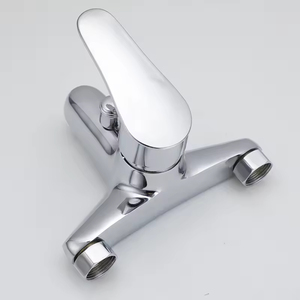 Juego de grifo <span class=keywords><strong>mezclador</strong></span> de <span class=keywords><strong>ducha</strong></span> de baño termostático de un solo mango de cromo pulido Patrón de rociador de lluvia con grifos de baño de núcleo de válvula de cerámica - Product Image 4