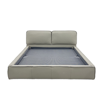 Lit capitonné moderne gris clair avec tête de lit séparée - Taille et couleur personnalisables