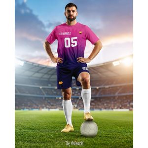 Camiseta de Fútbol Personalizada para Hombre, Cuello en V, Impresión por Transferencia de Calor, 140 g/m², Uniforme de Fútbol con Nombre, Número y Logotipo del Equipo Personalizados - Product Image 1