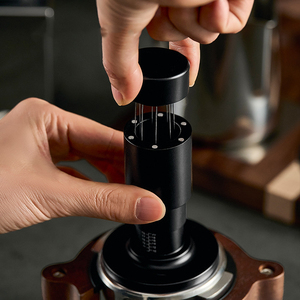 Dụng cụ pha cà phê Espresso <span class=keywords><strong>Tamper</strong></span> áp suất không đổi 2 trong 1, chiều cao điều chỉnh được 51mm 53mm 58mm, kèm dụng cụ WDT - Product Image 2