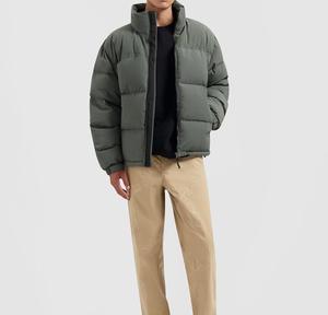 Veste d'hiver épaisse en duvet 100% imperméable, sur mesure ODM, grande taille, fermeture éclair, deux poches latérales, poignets ajustables, logo, pour homme - Product Image 3