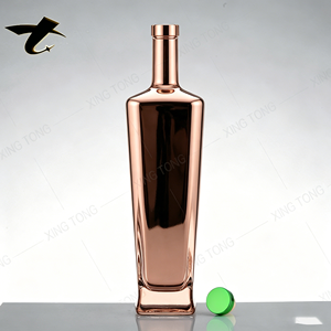 Botellas Cuadradas Vacías de Vidrio Electrochapado de 700 ml Personalizadas para <span class=keywords><strong>Vodka</strong></span>, Tequila, Whisky, con Tapón de Corcho para Brandy - Product Image 3