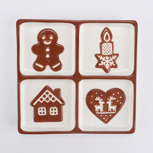 Portavelas de Cerámica con Forma de Hombre de Jengibre Festivo - Portavelas Navideño Marrón con Detalles Blancos, Decoración Navideña - Product Image 6