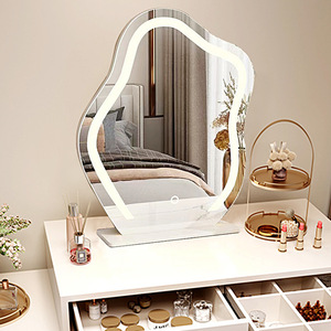 Espejo de Maquillaje con Luz LED Más Vendido en 2023, Tres Colores, Pantalla Táctil Inteligente, Espejo de Escritorio Irregular con Forma de Nube - Product Image 6