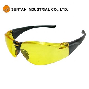 Lunettes de sécurité industrielles les plus vendues, conformes à la norme ANSI Z87.1, avec verre monobloc transparent, plaquettes nasales souples en TPR et branches antidérapantes - Product Image 5