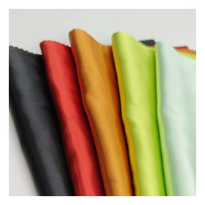Tissu satiné tissé en polyester 100% biologique écologique 50D*75D 83 GSM 228T, résistant aux taches, séchage rapide, <span class=keywords><strong>l</strong></span>éger, uni, <span class=keywords><strong>pour</strong></span> robes - Product Image 6