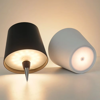 Lampe de bouteille de vin sans fil Type-C Chargement Contrôle tactile Lumière de bouteille de vin Dimming LED Lampe de table en métal Bar Cafe Night Light