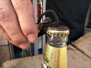 YD452 tournevis d'extérieur multifonction, anneau de taille, sangle, bière ouvre-bouteille, porte-clés en acier inoxydable, ouvre-crochet d'escalade - Product Image 5