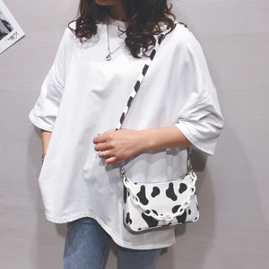 2020 nouveau design <span class=keywords><strong>blanc</strong></span> <span class=keywords><strong>et</strong></span> <span class=keywords><strong>noir</strong></span> vache imprimer petit aisselle épaule bandoulière sacs à main pour les femmes - Product Image 5
