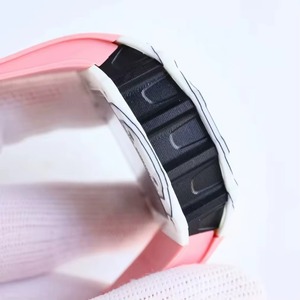 Reloj Deportivo y Casual Ligero con Esfera en Forma de Tonneau, Totalmente Esqueletizado, en Rosa y Blanco. - Product Image 5