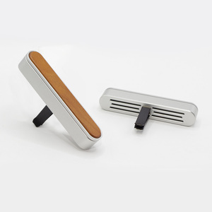 High-End Wood Grain <strong>Car</strong> Air Vent Perfume,<strong>Refillable</strong> Long-Lasting Fragrance <strong>Diffuser</strong>,Customizable <strong>Car</strong> Air Freshener for Wholesale - Product Image 2