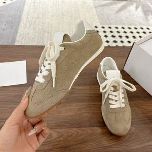 Nouvelles chaussures de skate personnalisées avec logo de designer de la marque ALSS - Chaussures de sport luxueuses avec empeigne en mesh, légères et respirantes. - Product Image 3