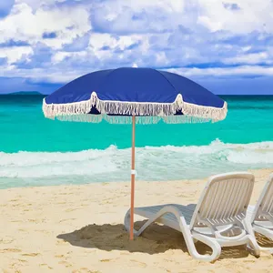 Yüksek kaliteli UV güneş koruma açık plaj şemsiyesi özel logo püsküller plaj şemsiyesi saçak ile