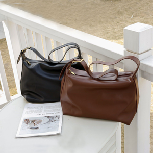 Sac à bandoulière marron minimaliste grande capacité en cuir PU avec fermeture éclair pour usage quotidien - Product Image 4