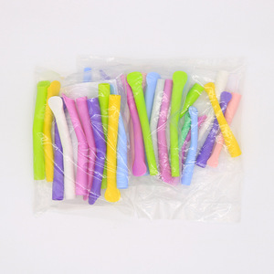 หลอดดูดน้ำลายทางทันตกรรม Jinglan สีฟ้า แบบปลายโค้ง นุ่ม ใช้ครั้งเดียว 10 ชิ้น สำหรับผู้ใหญ่ - Product Image 1