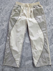 Huili Set Sportivo da Uomo Giacca a Vento e Pantaloni da Tuta in Nylon con Logo Personalizzato Stampato - Product Image 6