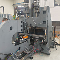 Machine de pliage automatique de panneaux en acier pour la fabrication de portes et de boîtes de placards, de 1000 mm à 3200 mm, en tôle de fer.
