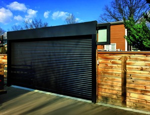 <span class=keywords><strong>Porte</strong></span> <span class=keywords><strong>de</strong></span> <span class=keywords><strong>garage</strong></span> <span class=keywords><strong>motorisée</strong></span> en acier galvanisé avec cadre en aluminium verni moderne et élégant pour maisons résidentielles <span class=keywords><strong>de</strong></span> luxe - Product Image 2