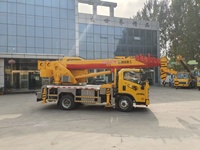 Une grue montée sur camion de 16 tonnes en provenance de Chine, équipée d'une télécommande, convient aux industries de la logistique et de la construction