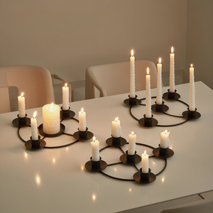 Candelabro de Estilo Europeo Simple de 4 o 5 Cabezas, Romántico para Cenas a la Luz de las Velas, para Hogar o Bodas - Product Image 5