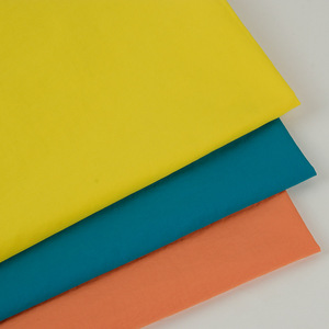Tissu en nylon Taslan 70D, 80 GSM, léger, respirant, uni, teint, tissé, pour vêtements, manteaux, vestes - Product Image 1