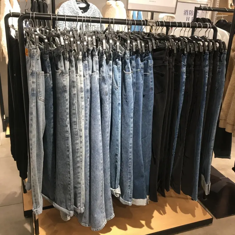 Good Quality Clean Stock In Bales Mixed Items Low Price Denim Jeans Surplus Women'S Jeans Left Over Stock Apparel Stock