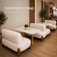 Chaises et tables pour restaurant, café, salon, ensemble de canapés, bancs en bouclette crème, table en marbre blanc, piédestal doré, pour café commercial