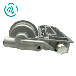 Cache latéral de refroidisseur d'huile EexcavaStart 6743-61-2111 pour moteurs 6D114 – Remplacement durable compatible PC350-7 PC300-7 PC360-7 - Product Image 2