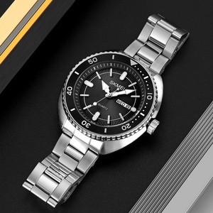 Reloj SKMEI 2256 de Lujo para Hombre, Marca Superior, Esfera Verde, Reloj de Pulsera de Negocios, Resistente al Agua, con Fecha, Semana, Cuarzo, Acero - Product Image 2