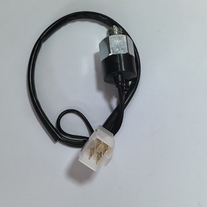 Interruptor de Luz de Reversa G402 17 640BAC F401 17 640AB para Mazda 12V, Conector del Sensor de Asistencia de Estacionamiento Trasero - Product Image 2