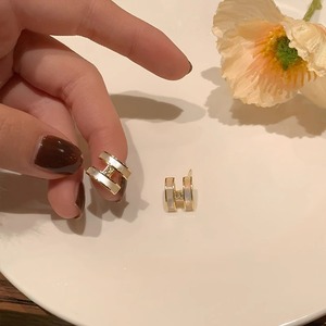 Pendientes de Moda con Letra H, Elegantes Pendientes de Cristal con Letra H en Plata S925 para Aniversario - Product Image 3