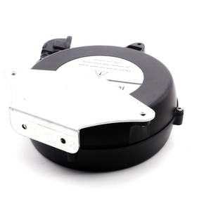 MELLA Piccolo Avvolgicavo Retrattile con Supporto di Montaggio - Product Image 4