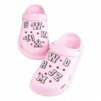 Lettres et chiffres en gros breloques de chaussures pour sabots chaussures avec trous mots initiales nom âge breloques en caoutchouc PVC