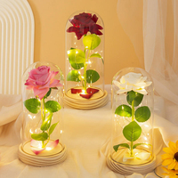 Vente en gros de roses éternelles réalistes sous cloche, cadeau romantique pour les fêtes, fabriqué en Chine pour la Saint-Valentin et Noël